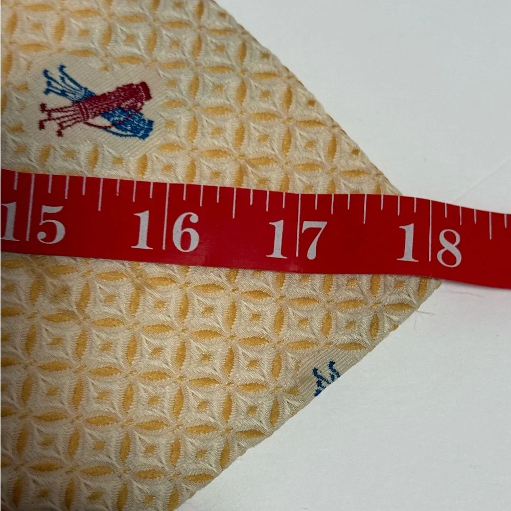 Barry of London Vintage Cream and Yellow Tie with Golf Design and Geo Pattern